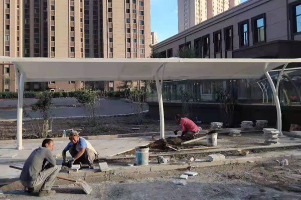 精选优质膜材料,巧妙构造milan.com停车棚遮阳棚 精选优质膜材料,巧妙构造milan.com停车棚遮阳棚