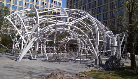 milan.com优先搭建钢结构骨架